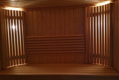Brit Hotel de Grignan Vichy sauna