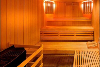 The Palms Beach Hotel and Spa sauna