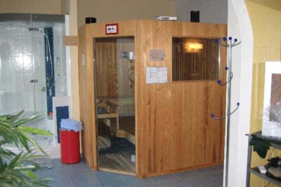 Erika Hauser sauna