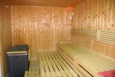 Hallen- und Freibad Stampfi sauna