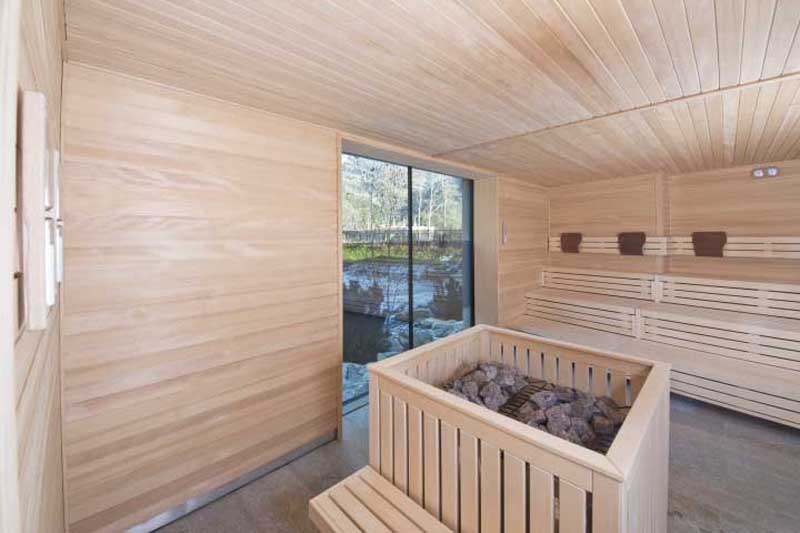 Cascade sauna
