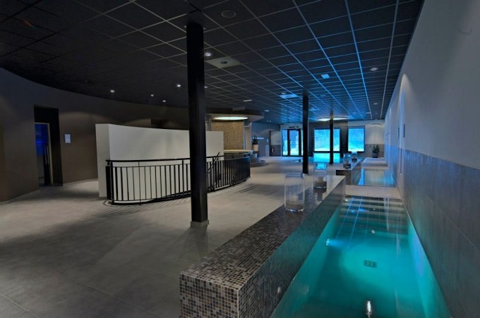 Aquarein sauna