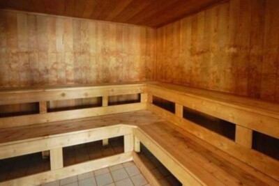 Quality Inn and Suites sauna