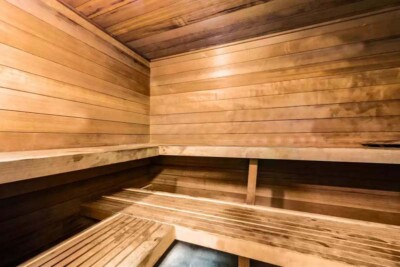 Quality Inn and Suites Lacey I-5 sauna