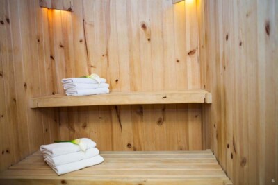 Le Parc Hotel sauna