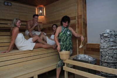 Barlang Gyogyfurdo sauna