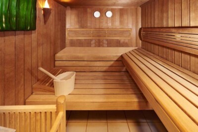 Best Western Plus Au Cheval Blanc sauna