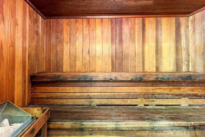 Days Hotel by Wyndham Flagstaff sauna