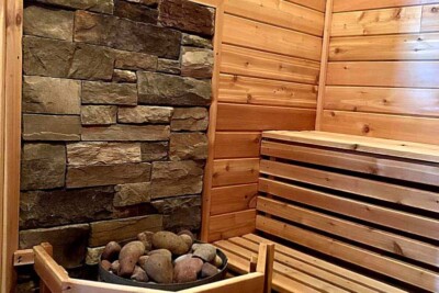 Quality Inn sauna