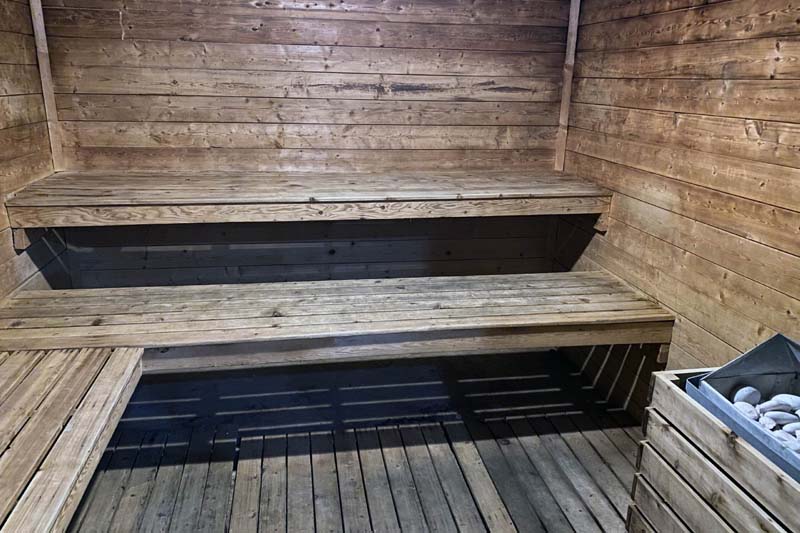 Crown Point Resort sauna
