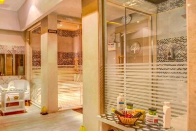 AMC Royal Hotel sauna