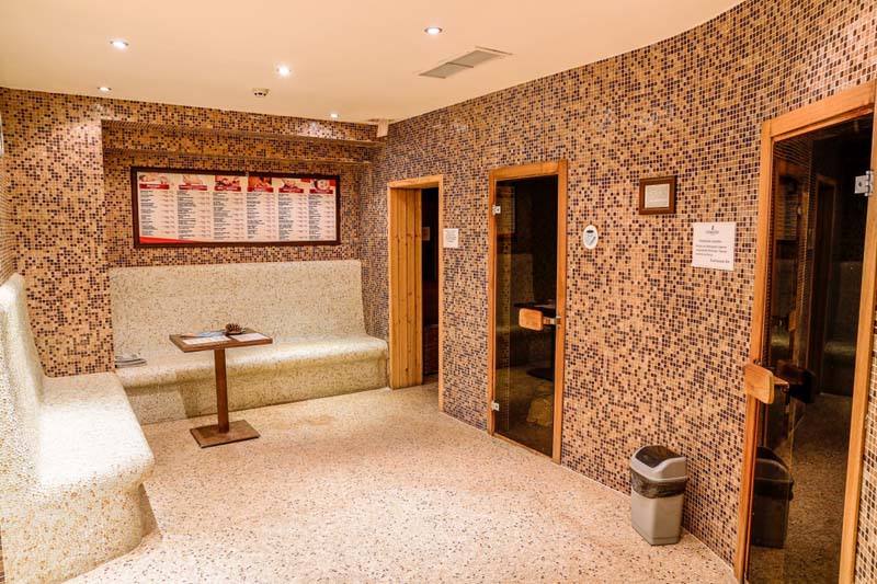 Cosmopolitan Hotel sauna