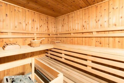 Sovereign Beach Hotel sauna