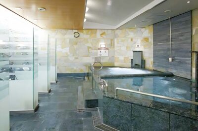 Kobe Portopia Hotel interior