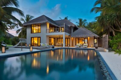 Dusit Thani Maldives interior