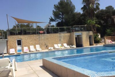 Camping Vert Gapeau interior