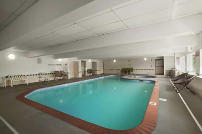 Days Inn by Wyndham Lacey Olympia Area interior