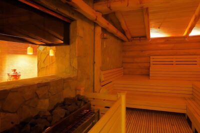Mira Spa interior