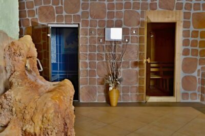 Hotel Kormoran interior