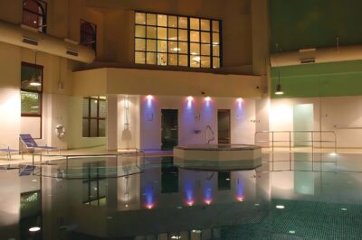 Crowne Plaza Leeds, an IHG Hotel interior