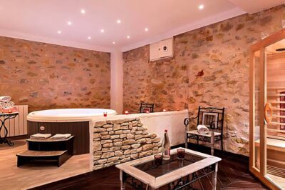 La Bastide de Tourtour interior