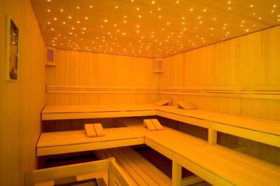 Hotel Lenzerhorn Spa and Wellness interior