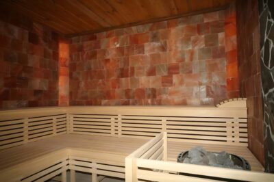 Resort Monviso interior