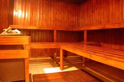Hammam Medina Center interior